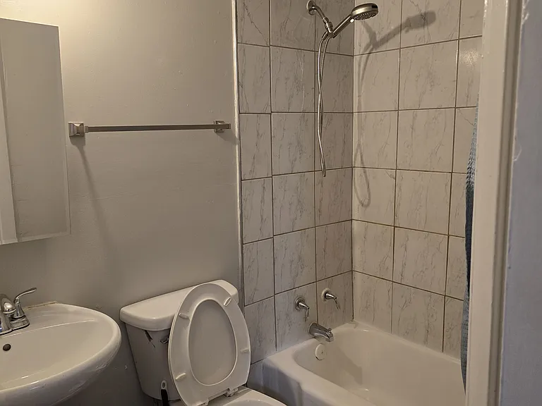 3407 5th Ave #5 — Photo 9