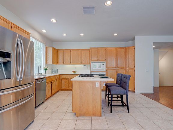 4th image of 13707 Bassmore Dr