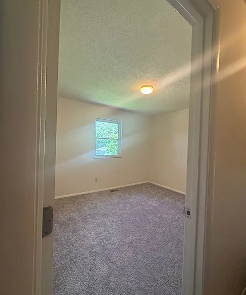 2333 Roundtree Rd — Photo 11