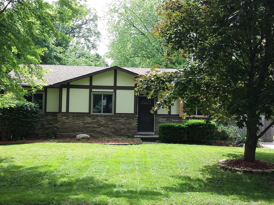 1st image of 21639 Rockwell St