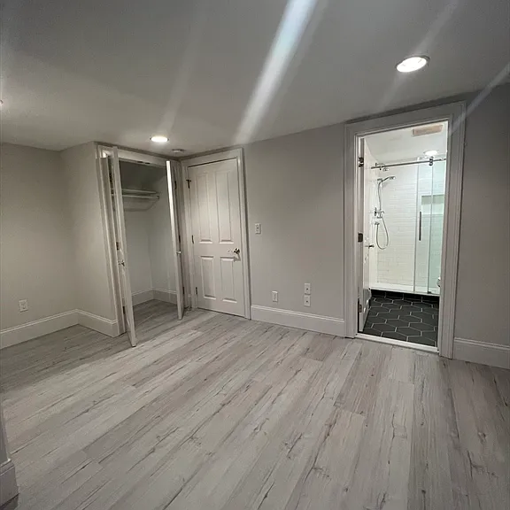 571 E Broadway #1 — Photo 11