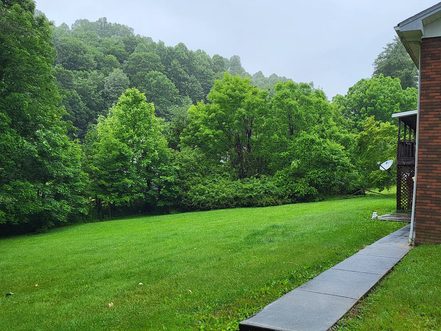 2 bed, 1000 sqft, $1,000 — Photo 3
