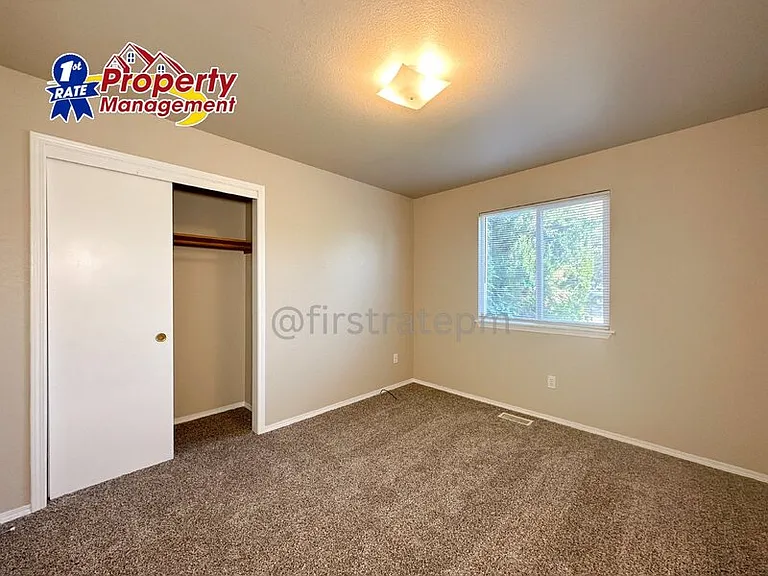 764 W Alden Dr — Photo 8