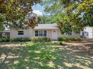 104 Hummingbird Ave NW, Fort Walton Beach, FL 32548