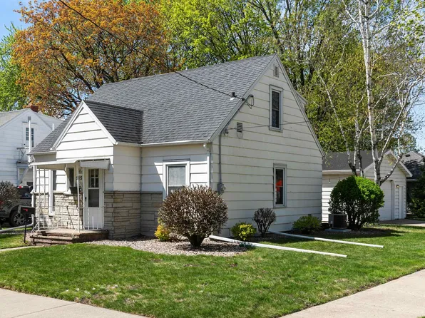 915 N Gillett St, Appleton, WI 54914