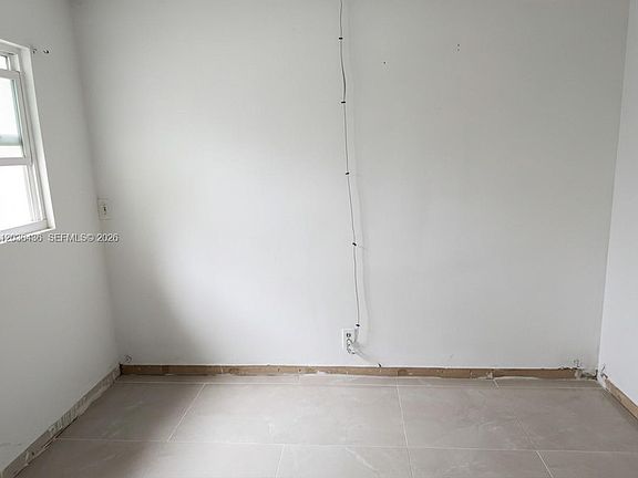 4th image of 2301 NW 41st Ave APT 302