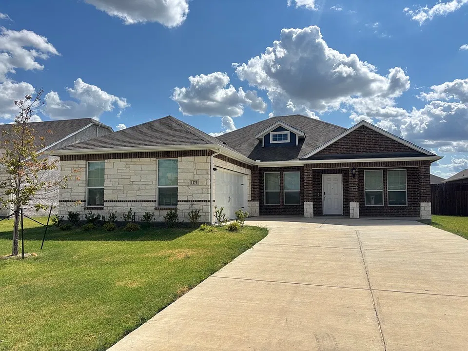 1474 Streamside Dr