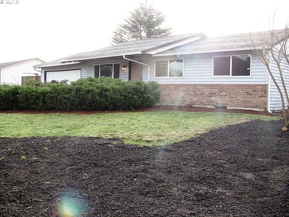 2nd image of 6405 NE 41st St