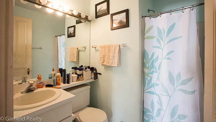 Rented by Garfield Realty  | media 17