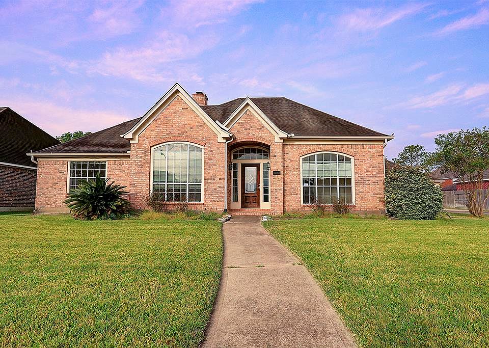1st image of 3223 Truesdale Dr