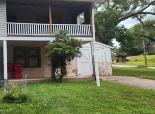 253 Pinetown Rd, Audubon, PA 19403