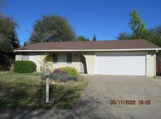 235 Willowmere Dr, Folsom, CA 95630
