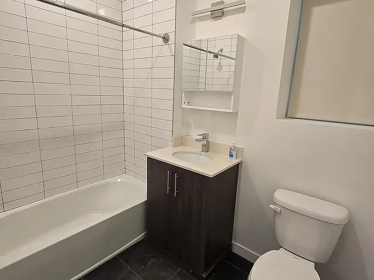 47 Carroll St #2 — Photo 5