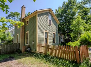 824 Lucas Ct, Kalamazoo, MI 49007