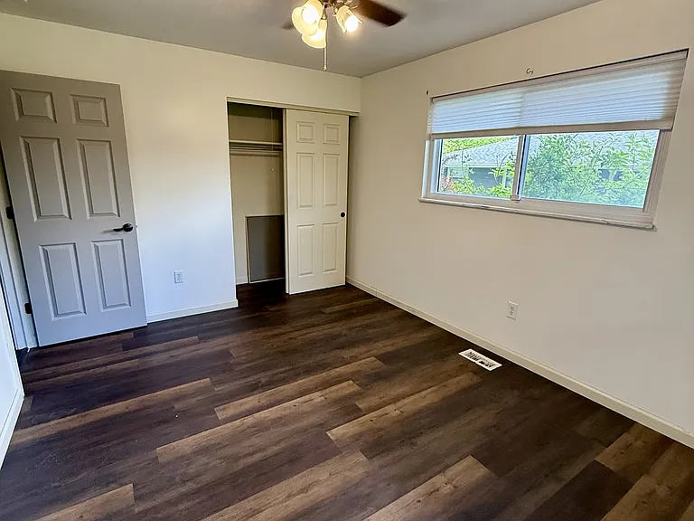 3049 E Stroop Rd — Photo 13
