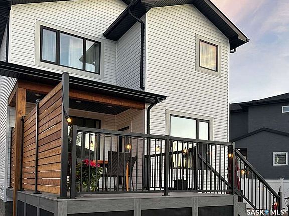 5th image of 3743 Gee Crescent