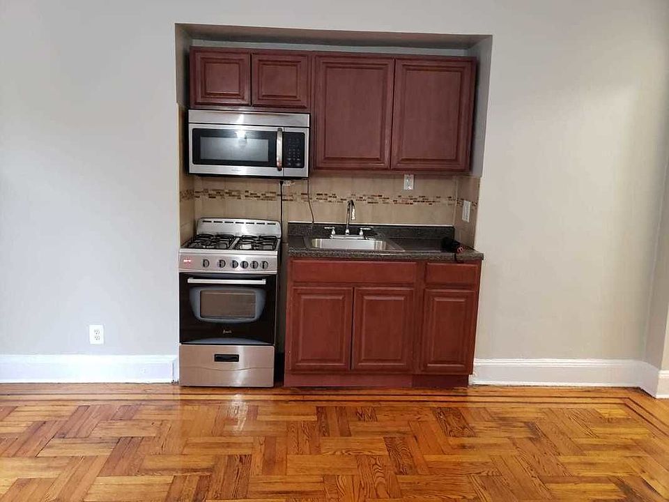 1st image of 1248 Pacific St #3