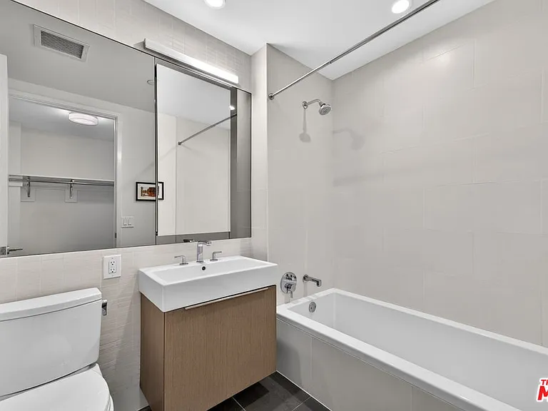 889 Francisco St #1806 — Photo 17