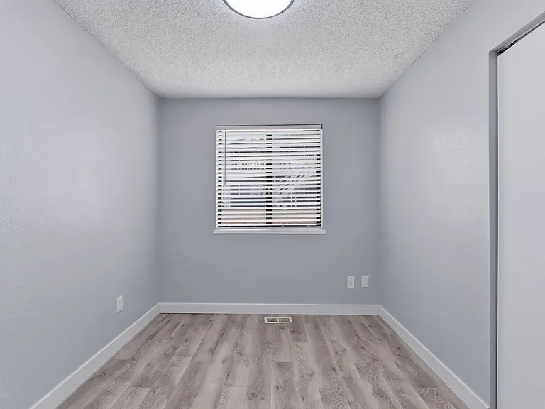 951 Iowa Ave #1 — Photo 16