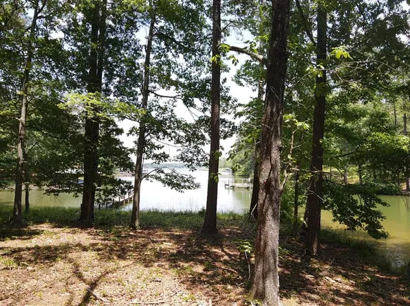 114 Polo Ct, Ninety Six, SC 29666