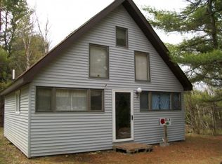 8690 Carter Rd, Cheboygan, MI 49721