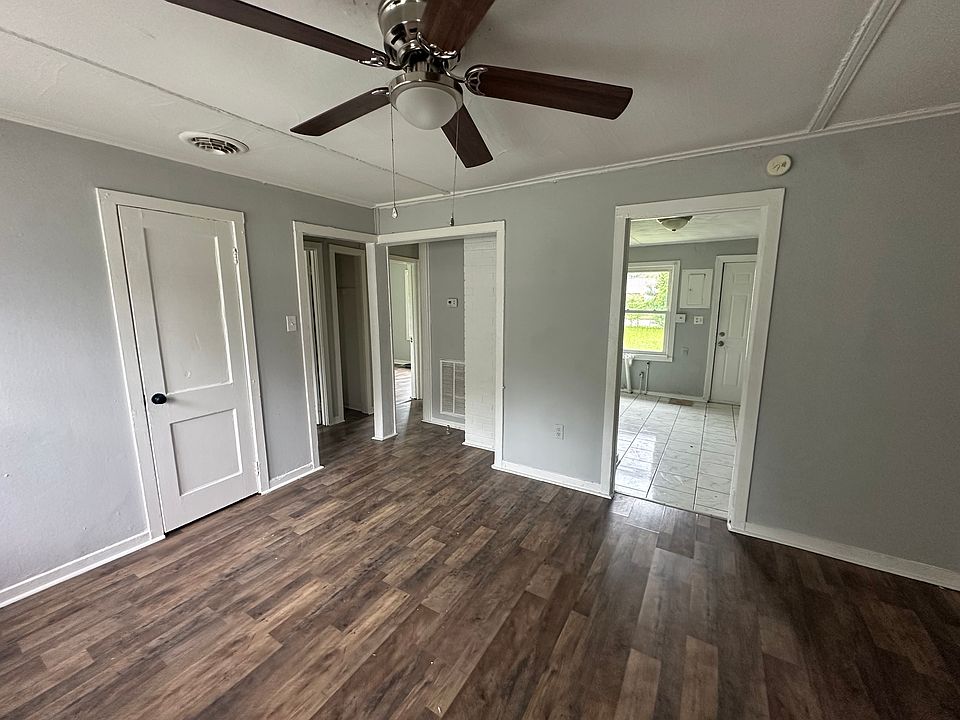 1st image of 65 Carver Cir