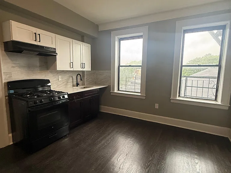 1000 S Orange Ave #403 — Photo 3