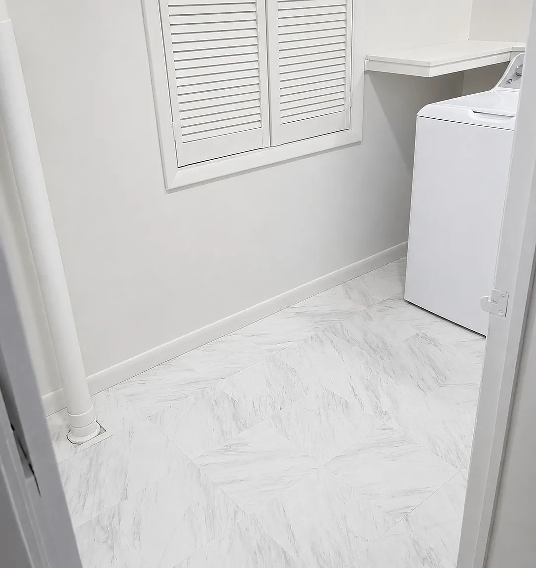 1 bed, 1056 sqft, $2,100 — Photo 3