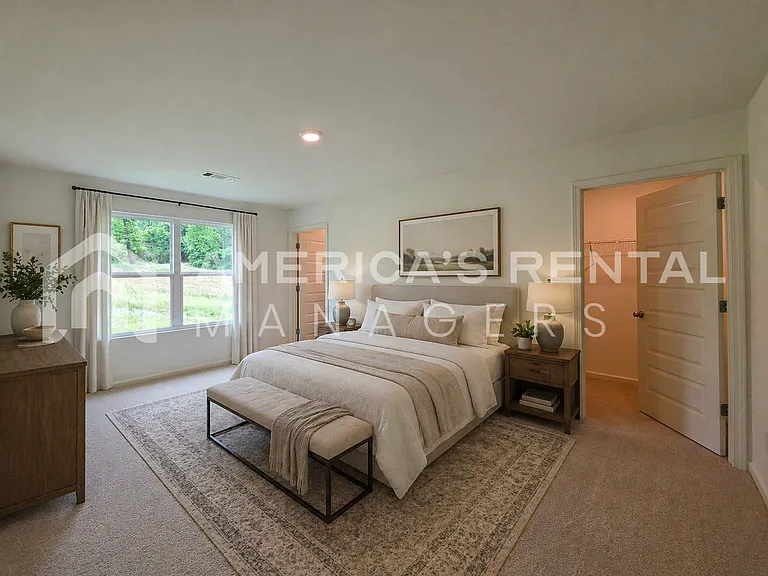 4325 Henry Rd — Photo 32
