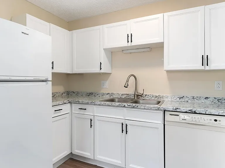 3941 Karl Rd #326 — Photo 5