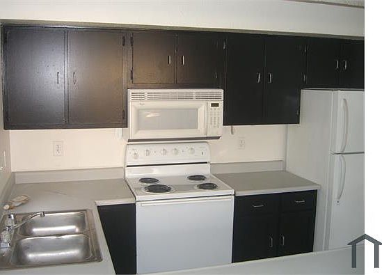 2nd image of 6237 Ilanos Ln APT A