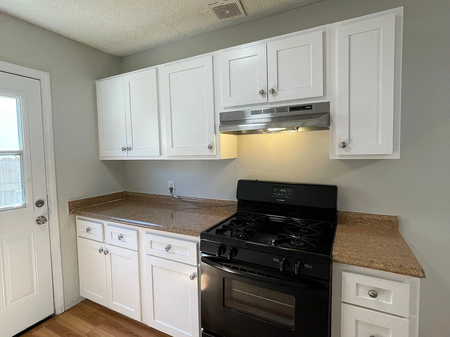 Stonegate Apartments — Photo 3