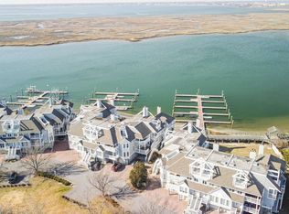1901 East Dr, Ventnor City, NJ 08406