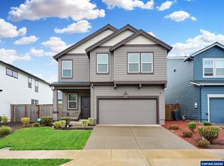 2262 Halter Dr, Woodburn, OR