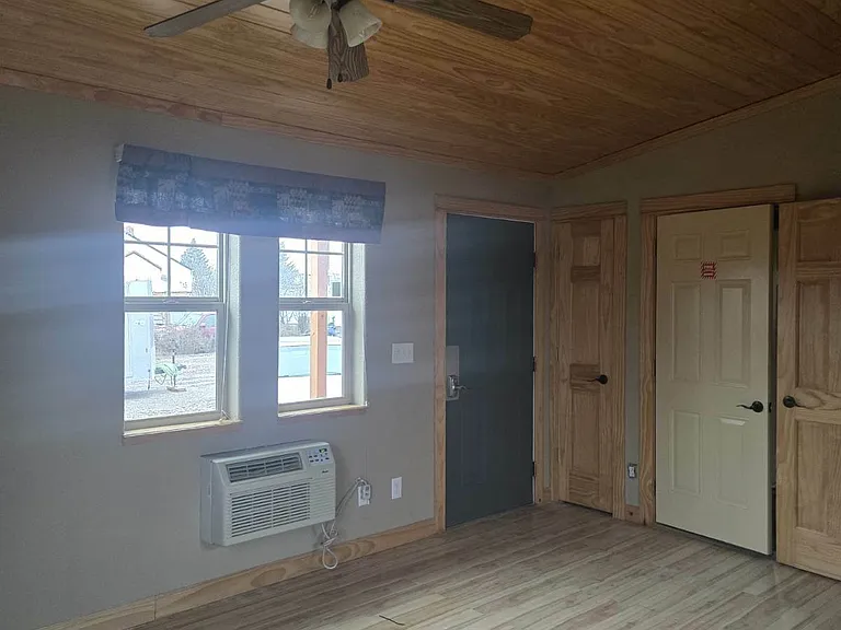 40 Davis Ln #1 — Photo 2