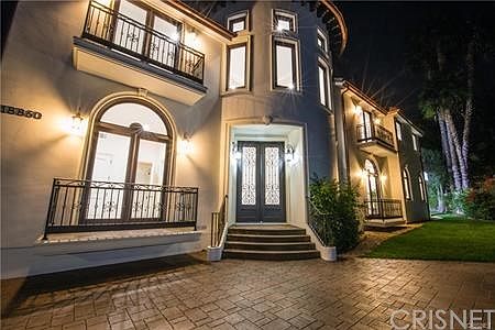 3rd image of 18860 Ringling St