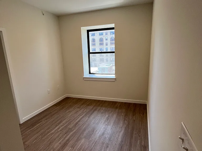 47 Winter St #702 — Photo 9