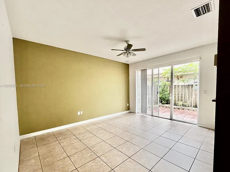 12842 SW 135th St #12842 — Photo 4