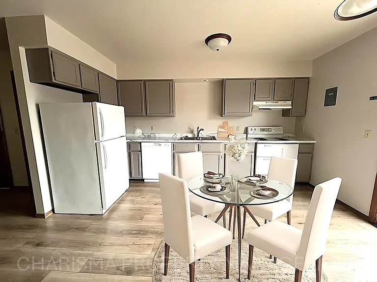 3604 S Cathy Ave — Photo 14