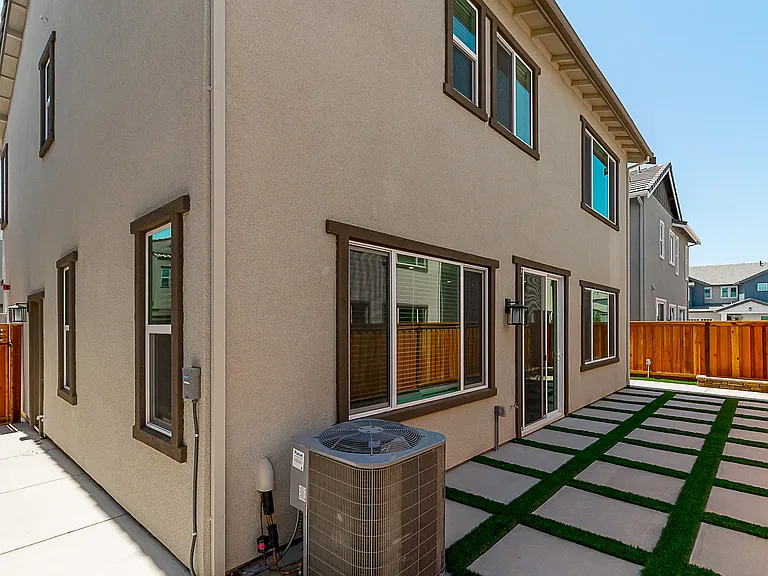3243 Shrute Dr — Photo 19
