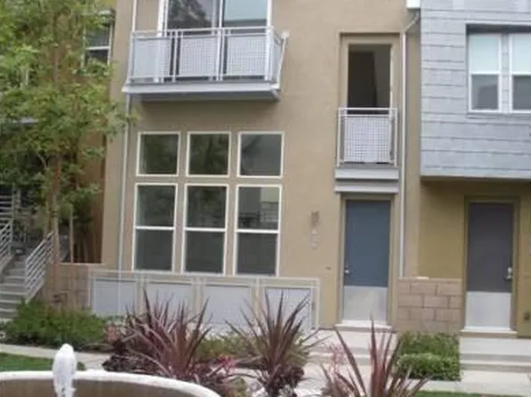438 E Jeanette Ln, Santa Ana, CA 92705