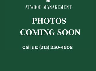 10037 Grayton St, Detroit, MI 48224