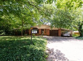 146 Cresthaven Dr, Belleville, IL