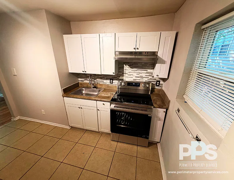 2 bed, 1.0 bath, 750 sqft, $1,525 — Photo 2