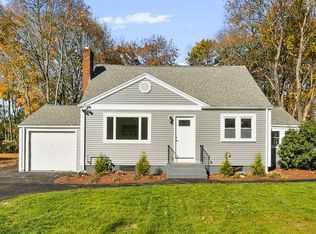 6 Suffolk Rd, Sharon, MA 02067