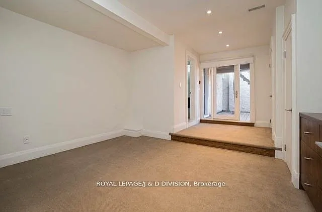 85 Admiral Rd #202 — Photo 6