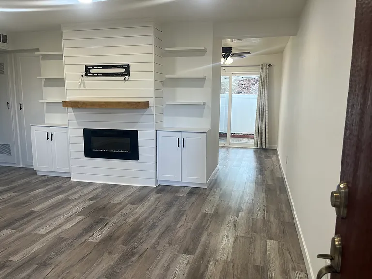 500 N Tustin Ave #116 — Photo 1