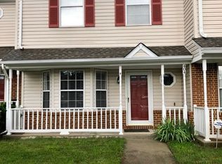 404 Crescent Ct, Yorktown, VA 23693