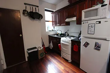 Rented by Dynamik Realty