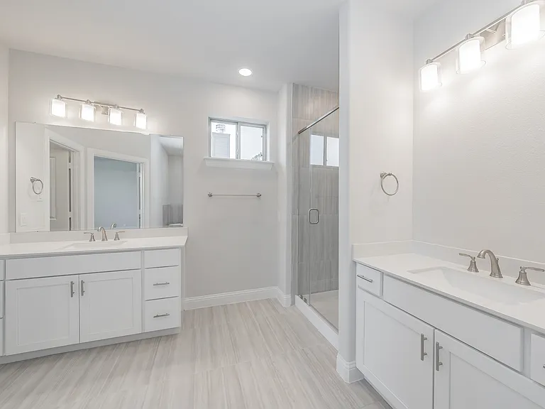 241 Gardenia Dr — Photo 20